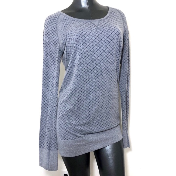 Athleta Tops - Athleta Grey Thermal Long Sleeve Active